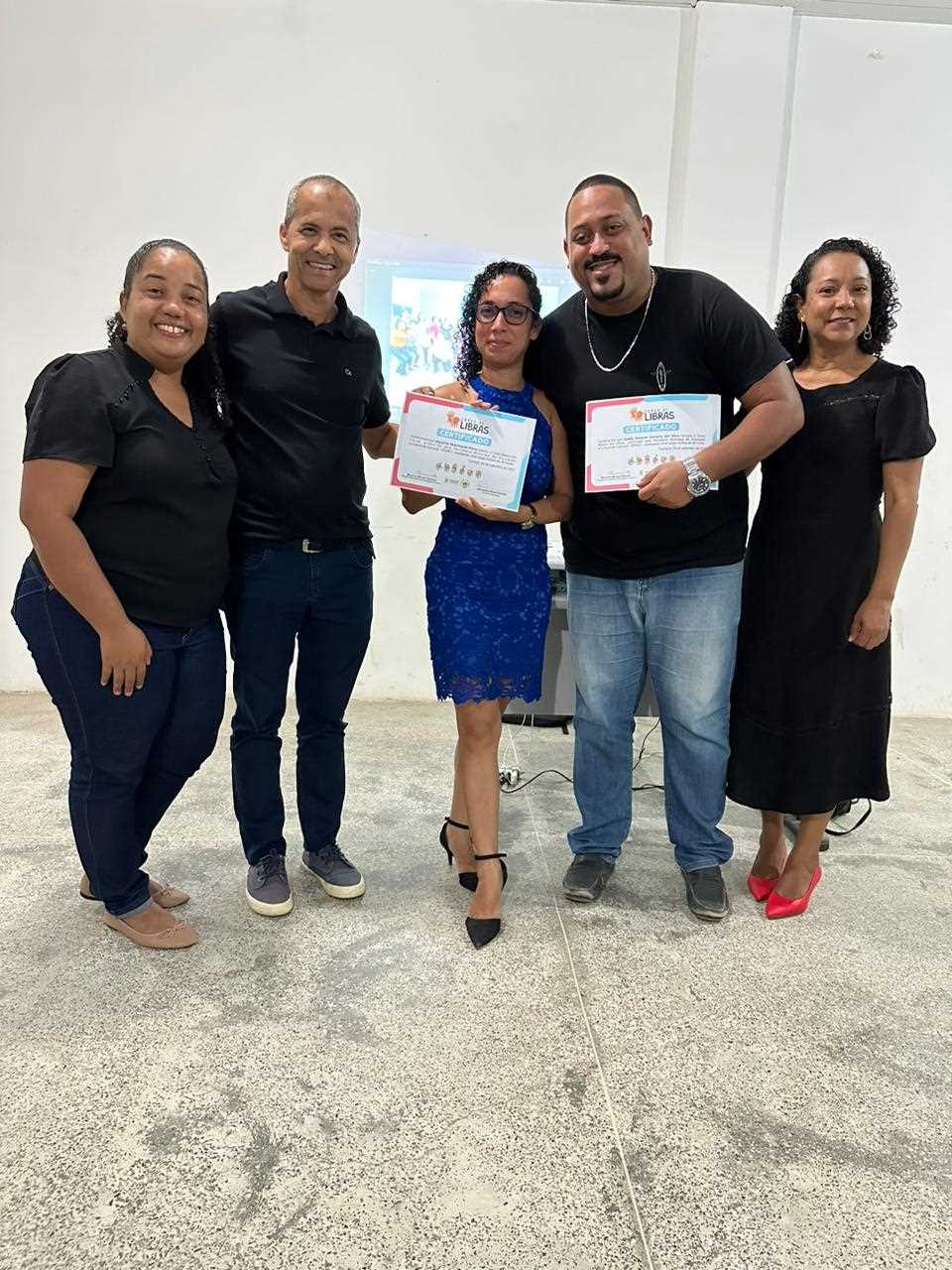 Camacã: Prefeitura encerra o Curso de Libras com sucesso e faz entrega de certificados

